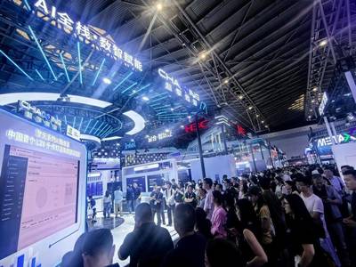 WAIC 2025超擎數智圓滿收官 AI全棧技術火爆出圈，定義網絡技術新范式